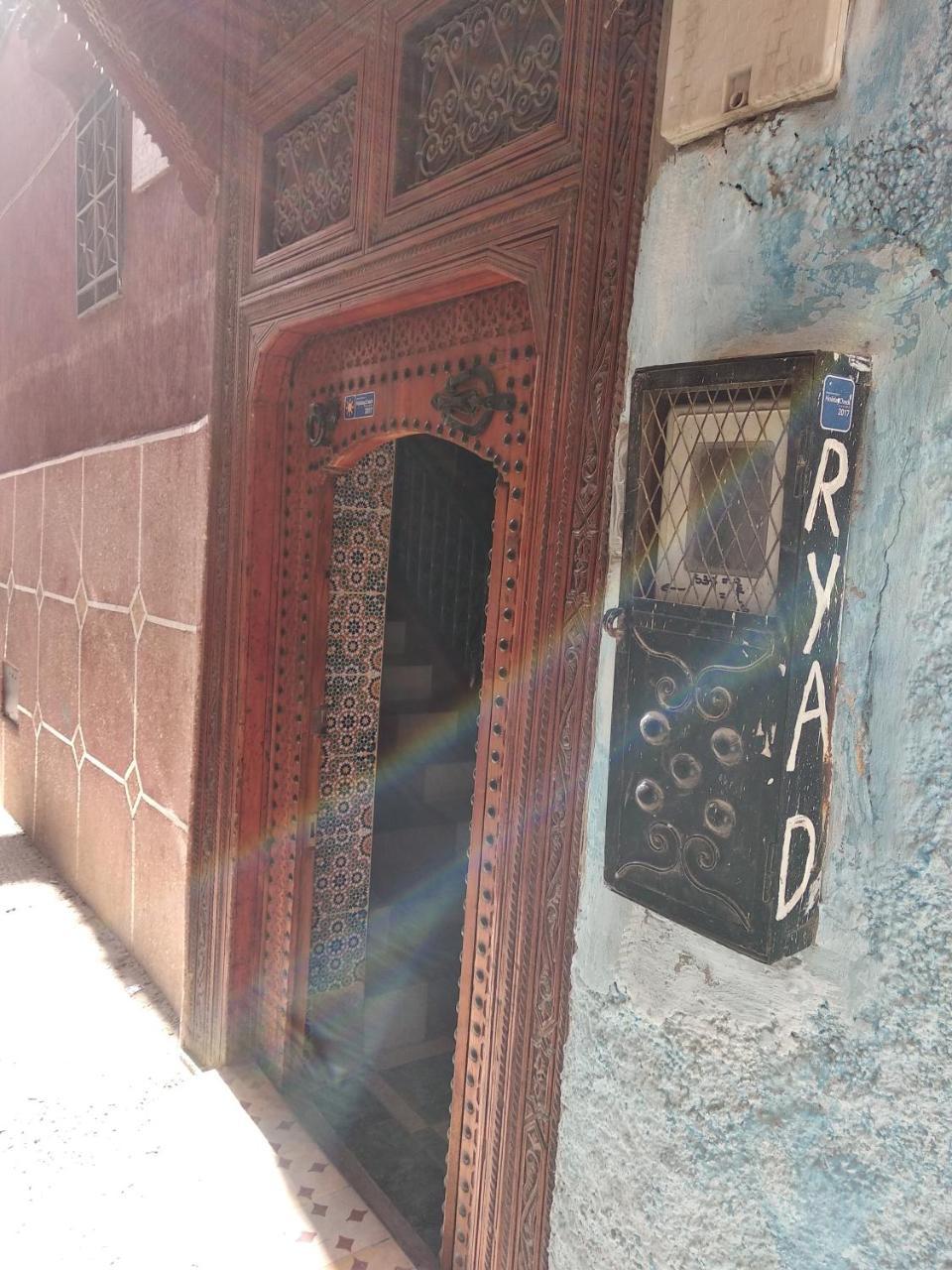 Ryad Bab Berdaine Meknes Exterior photo
